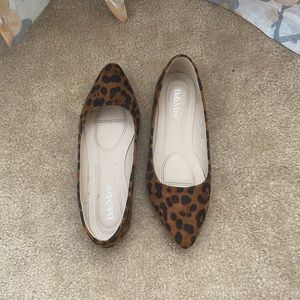 Size 7 leopard suede flats